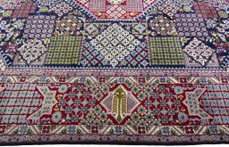 Corner detail of Unknown Najafabad rug showing border pattern and Wool pile