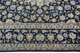 Corner detail of New Najafabad rug showing border pattern and Wool pile