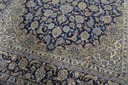Close-up detail of 2000s Najafabad rug from Iran / Persia showing Wool weave