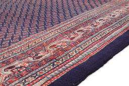 Close-up detail of 1960s Sarough rug from Iran / Persia showing Wool weave