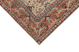 Backside of handmade 1920s Sarough rug showing knot structure and weave density