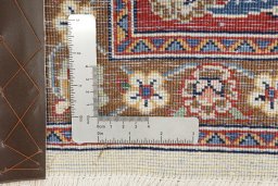 Corner detail of 1970s Sarough rug showing border pattern and Wool pile