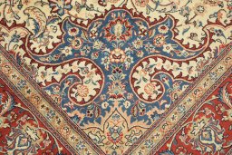 Close-up detail of 1970s Sarough rug from Iran / Persia showing Wool weave
