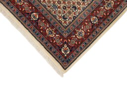 Close-up detail of New Sarough rug from Iran / Persia showing Wool weave