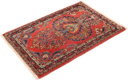 Corner detail of 1920s Sarough rug showing border pattern and Wool pile