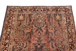 Surface texture of 1930s Sarough rug with natural Wool and intricate pattern