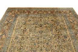 Surface texture of 1940s Sarough rug with natural Wool and intricate pattern