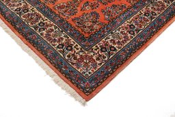 Backside of handmade 1990s Sarough rug showing knot structure and weave density