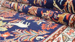 Close-up detail of 1960s Sarough rug from Iran / Persia showing Wool weave