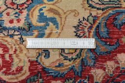 Close-up detail of 1950s Sarough rug from Iran / Persia showing Cork weave