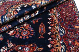 Full view of 1930s Sarough rug from Iran / Persia, 197 × 138 cm in Blue tones
