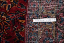 Close-up detail of 1930s Sarough rug from Iran / Persia showing Cork weave