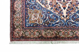 Close-up detail of 2000s Sarough rug from Iran / Persia showing Wool weave