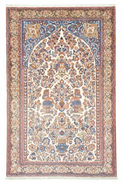 Full view of 2000s Sarough rug from Iran / Persia, 205 × 131 cm in Beige tones
