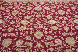 Corner detail of 1950s Sarough rug showing border pattern and Wool pile