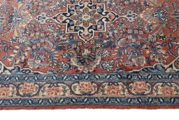 Corner detail of 2000s Sarough rug showing border pattern and Cork pile