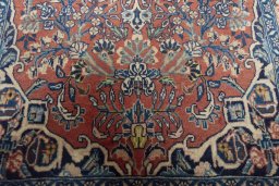 Close-up detail of 2000s Sarough rug from Iran / Persia showing Cork weave