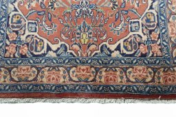 Full view of 2000s Sarough rug from Iran / Persia, 121 × 75 cm in Red tones