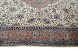 Corner detail of New Sarough rug showing border pattern and Wool pile