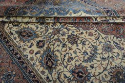 Close-up detail of New Sarough rug from Iran / Persia showing Wool weave