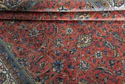 Close-up detail of New Sarough rug from Iran / Persia showing Wool weave