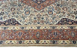 Corner detail of New Sarough rug showing border pattern and Wool pile