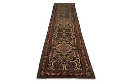 Surface texture of New Sarough rug with natural Wool and intricate pattern