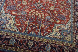 Close-up detail of New Sarough rug from Iran / Persia showing Wool weave