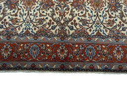 Full view of New Sarough rug from Iran / Persia, 315 × 203 cm in Beige tones