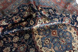 Surface texture of New Sarough rug with natural Cork and intricate pattern