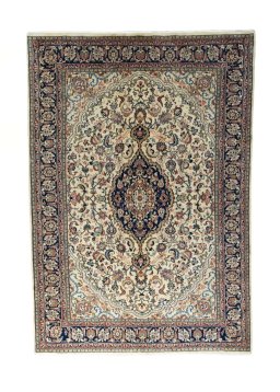 Full view of New Sarough rug from Iran / Persia, 290 × 201 cm in Beige tones