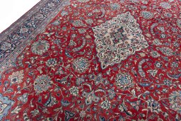 Backside of handmade 2000s Sarough rug showing knot structure and weave density