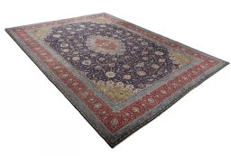 Close-up detail of 2000s Sarough rug from Iran / Persia showing Wool weave