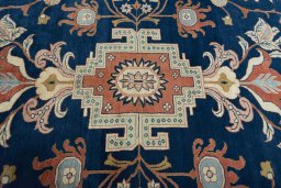Central medallion detail of New Sarough rug from Iran / Persia
