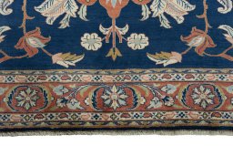 Full view of New Sarough rug from Iran / Persia, 274 × 210 cm in Blue tones