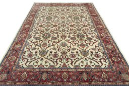 Surface texture of 1970s Sarough rug with natural Wool and intricate pattern