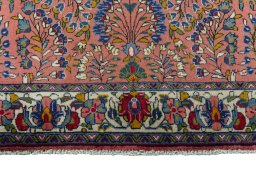 Close-up detail of 2000s Sarough rug from Iran / Persia showing Wool weave