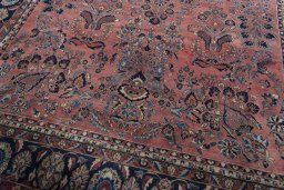 Close-up detail of 1930s Sarough rug from Iran / Persia showing Cork weave