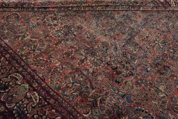 Close-up detail of 1930s Sarough rug from Iran / Persia showing Cork weave