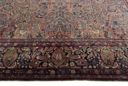 Full view of 1930s Sarough rug from Iran / Persia, 457 × 365 cm in Red tones