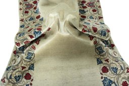 Corner detail of 1970s Sarough rug showing border pattern and Wool pile