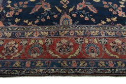 Full view of 1930s Sarough rug from Iran / Persia, 363 × 218 cm in Blue tones