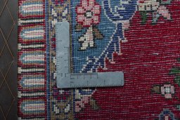 Close-up detail of 2000s Sarough rug from Iran / Persia showing Wool weave