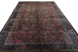 Surface texture of 1930s Sarough rug with natural Cork and intricate pattern