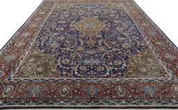 Surface texture of 1970s Sarough rug with natural Wool and intricate pattern