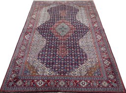 Surface texture of 2000s Sarough rug with natural Cork and intricate pattern