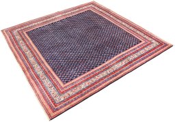 Close-up detail of 1990s Sarough rug from Iran / Persia showing Wool weave