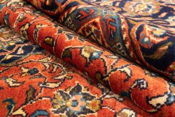 Surface texture of New Sarough rug with natural Wool and intricate pattern