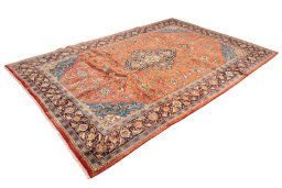 Corner detail of New Sarough rug showing border pattern and Wool pile
