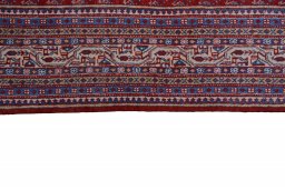 Central medallion detail of 2000s Sarough Mir rug from Iran / Persia